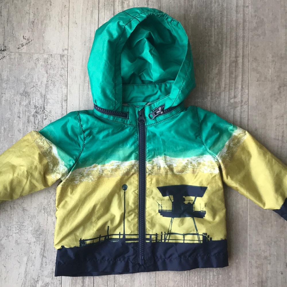 Cute Gap Windbreaker jacket